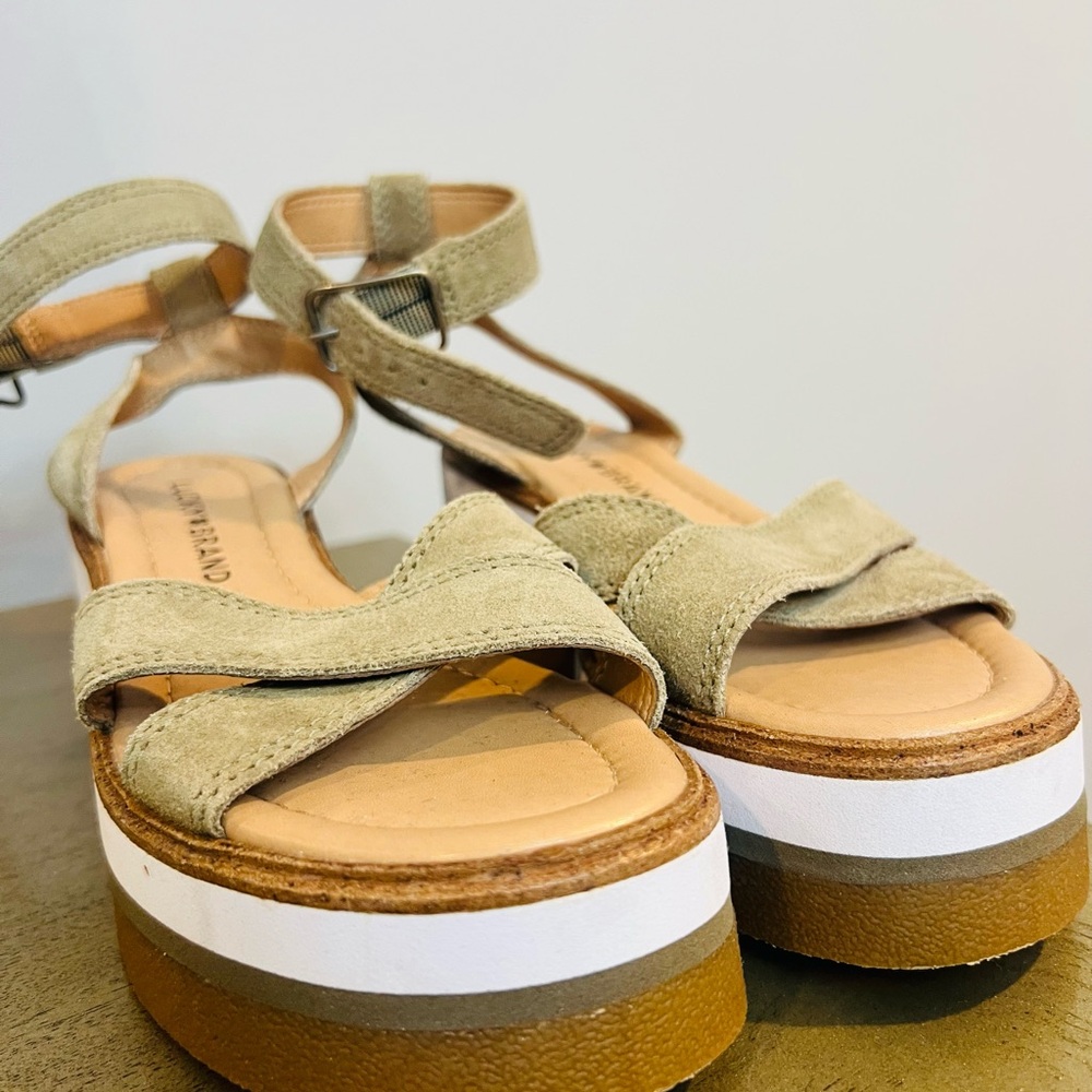 Lucky Brand Tan Platform Sandals